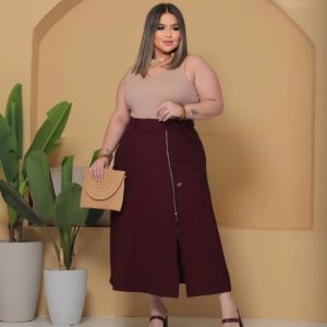 Falda Almendra plus size  burdeo